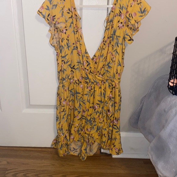 American Eagle Romper **READ DESCRIPTION** - Picture 1 of 4